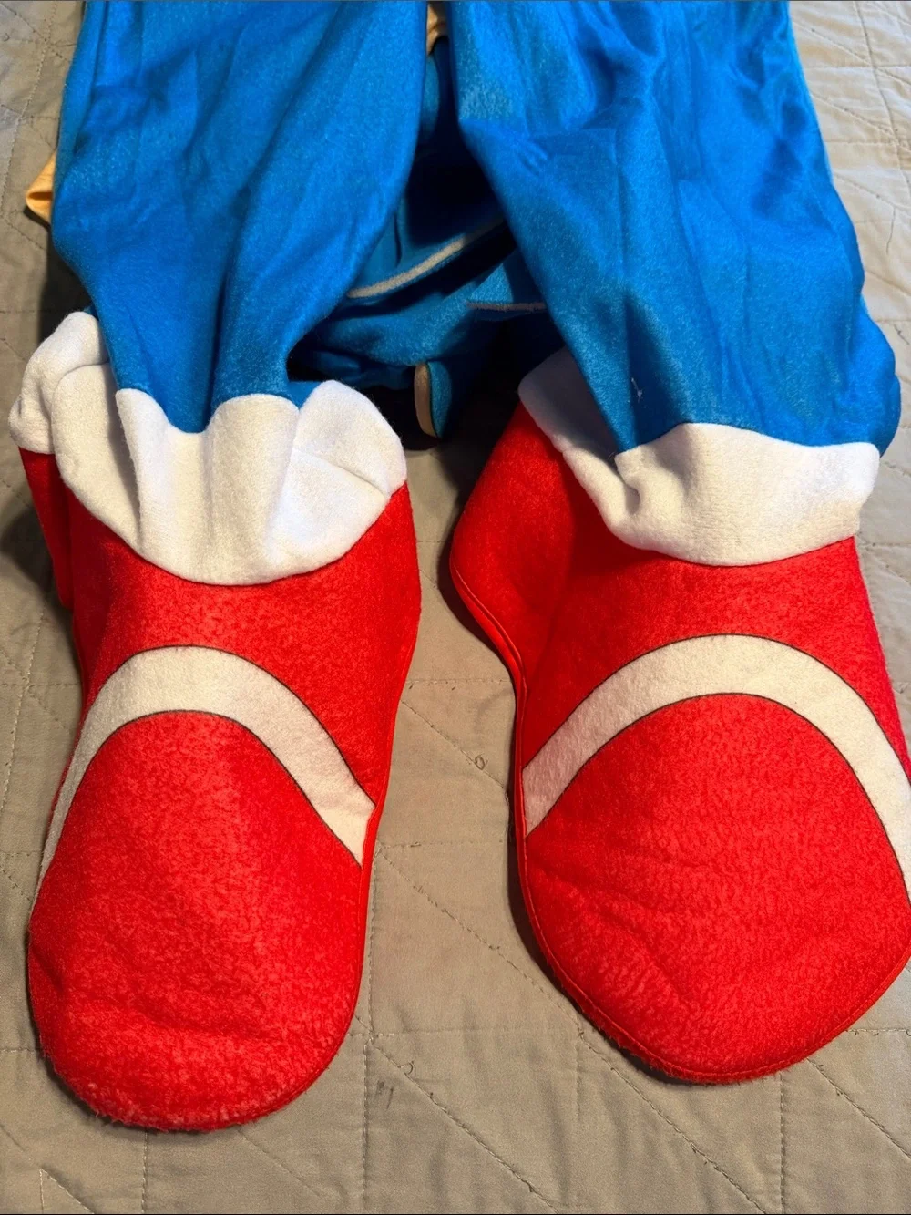 SONIC THE HEDGEHOG CHILD OVERSIZED HOODED ZIPPER JUMPSUIT HALLOWEEN COSTUME - Picture 7 of 13